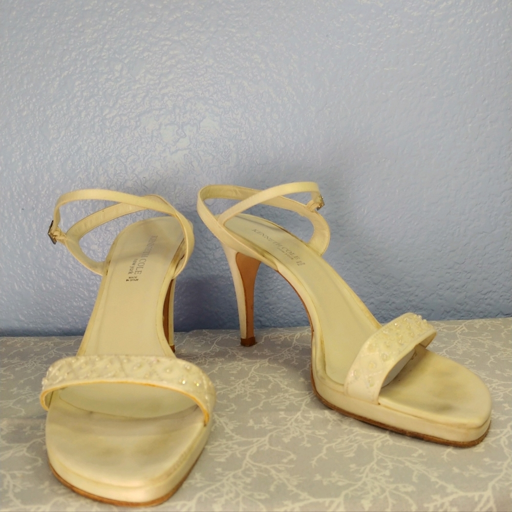 Kenneth Cole heels